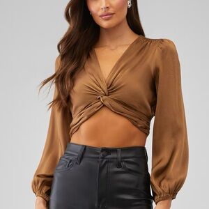 ASTR the Label Elegant Brown Twist-Front Crop Blouse